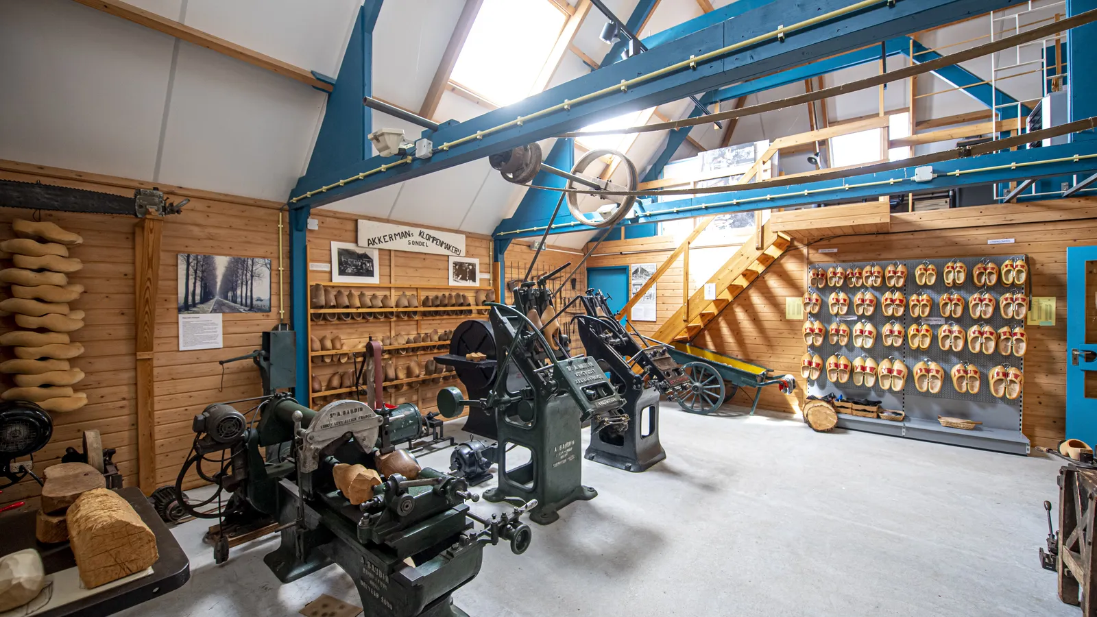 Klompenmuseum Eelde-9.jpg