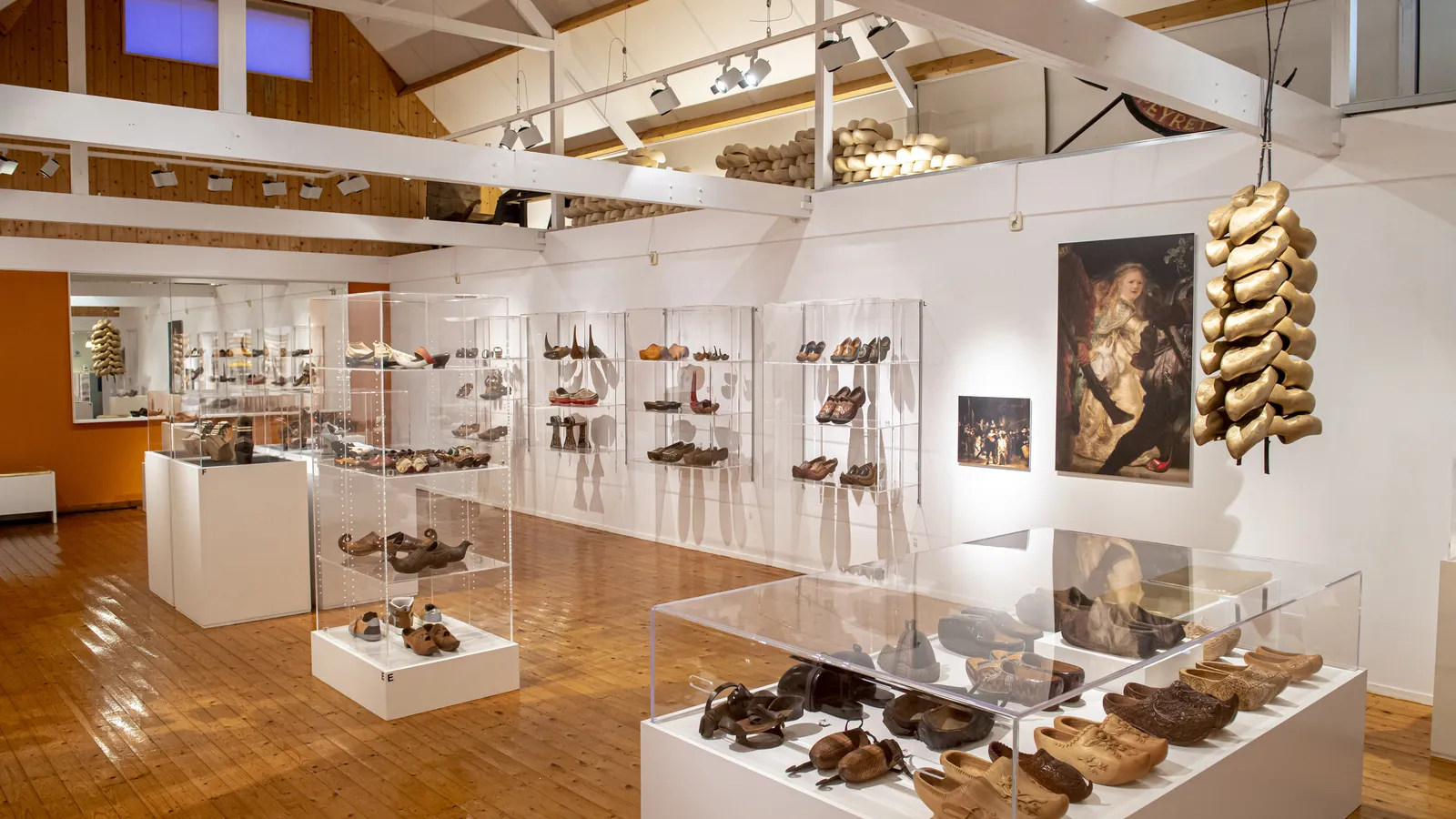 Klompenmuseum Eelde-4.jpg