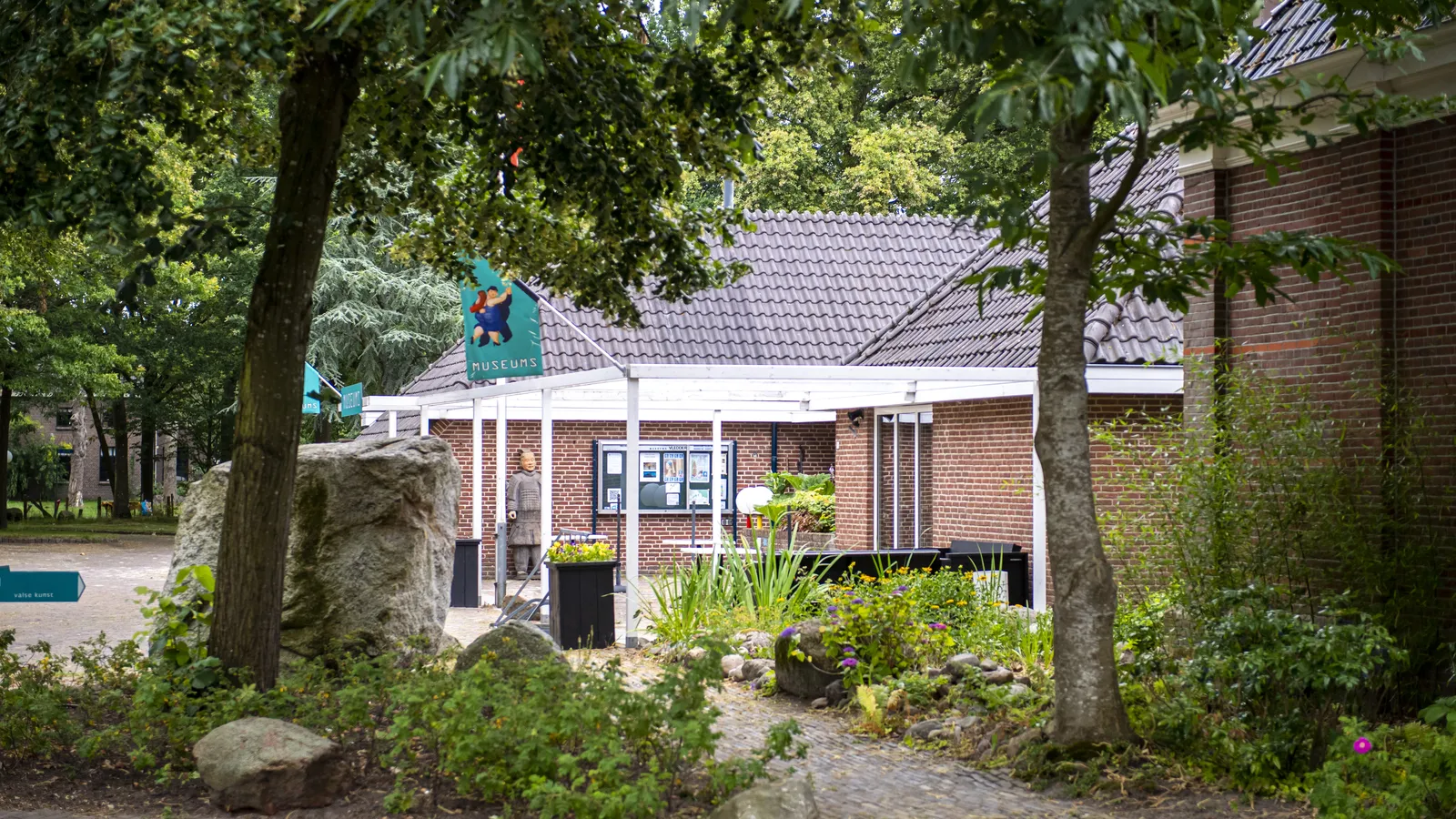 Museum Valse Kunst Vledder-3.jpg