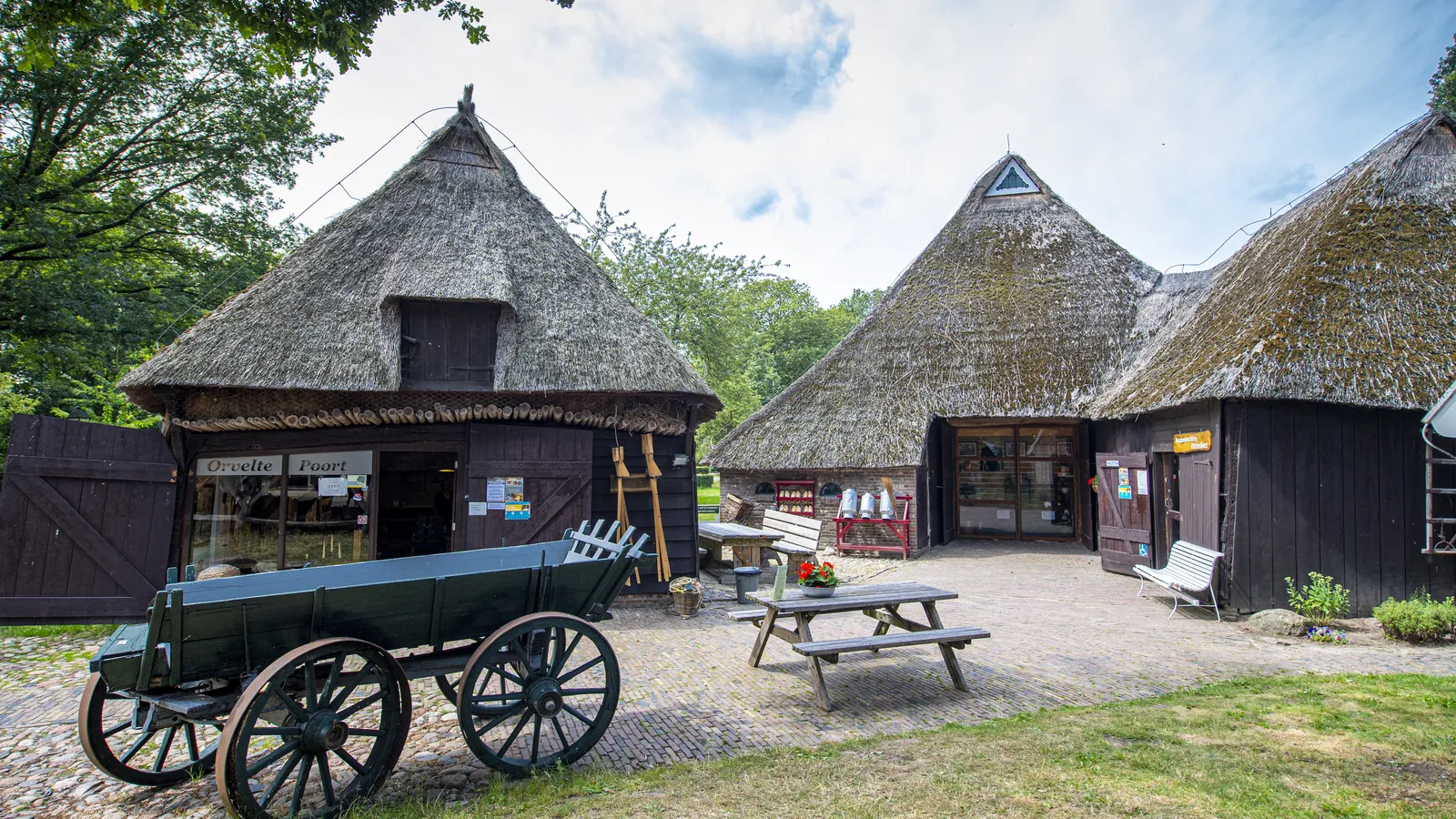 Museumboerderij het Ottenshoes-4.jpg