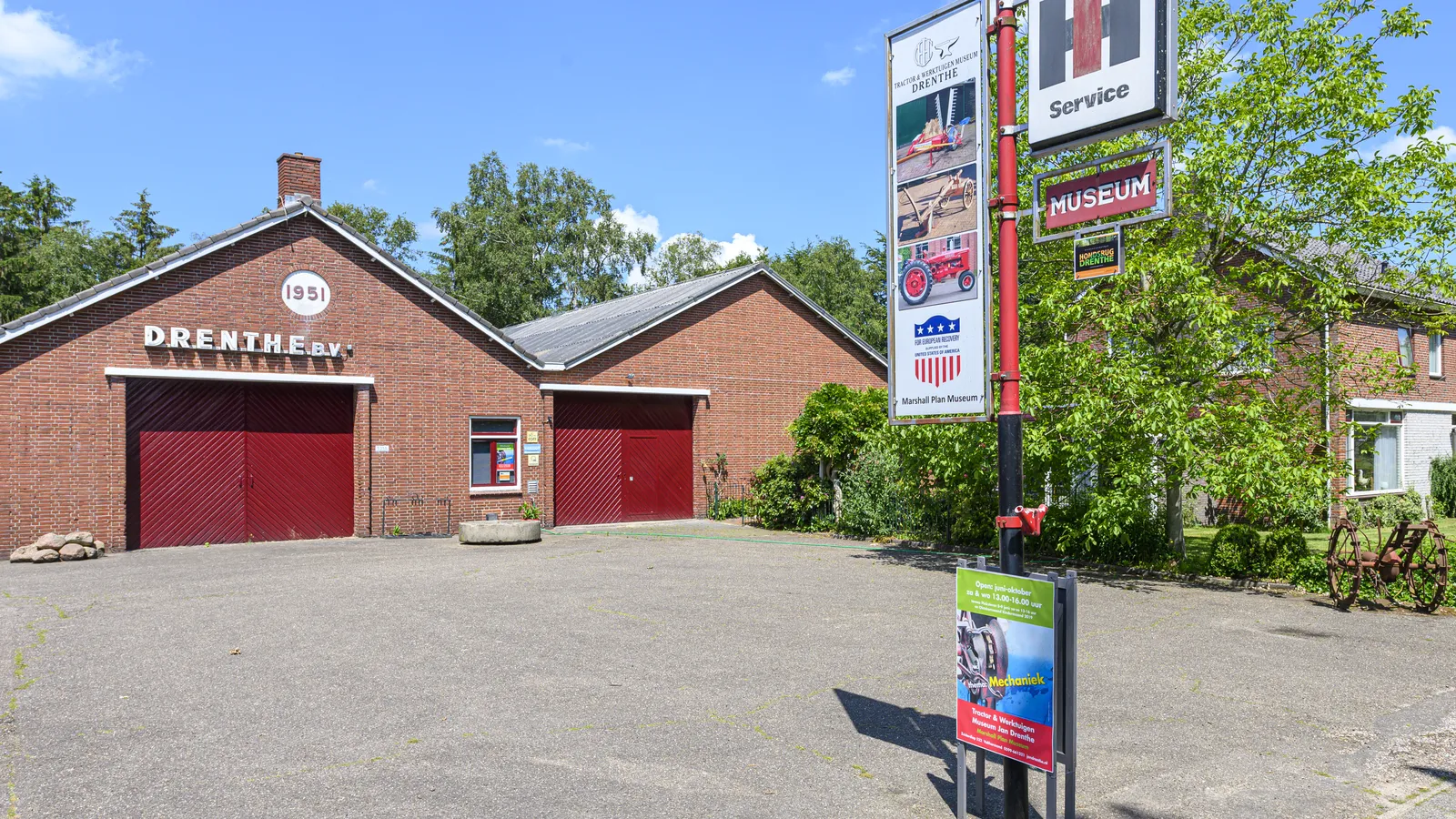 Tractor en Werktuigenmuseum-11.jpg